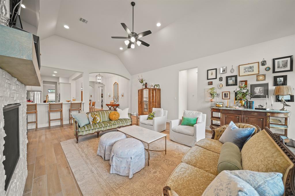 19002 Valentine Padlock Circle, Tomball, Texas image 3