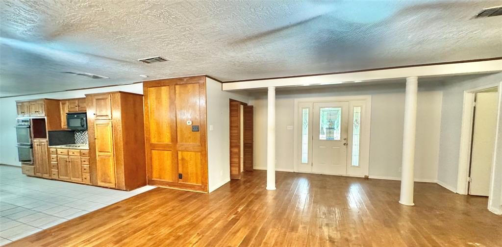 200 Greenwood Drive, Beaumont, Texas image 6