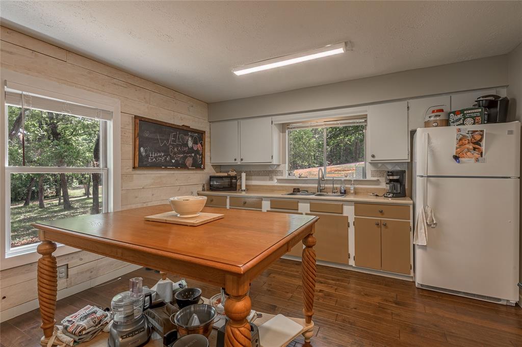 301 Chestnut Bend, Huntsville, Texas image 9