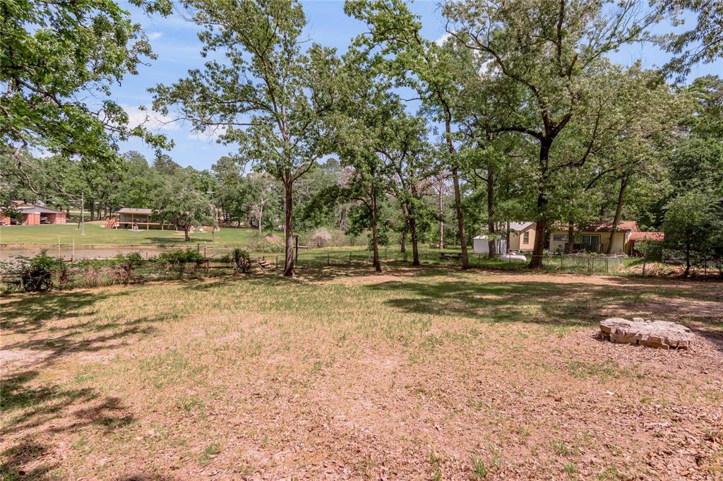 301 Chestnut Bend, Huntsville, Texas image 35