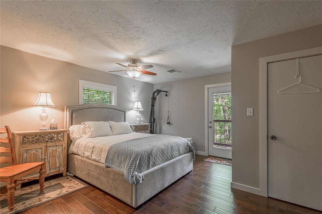 301 Chestnut Bend, Huntsville, Texas image 18