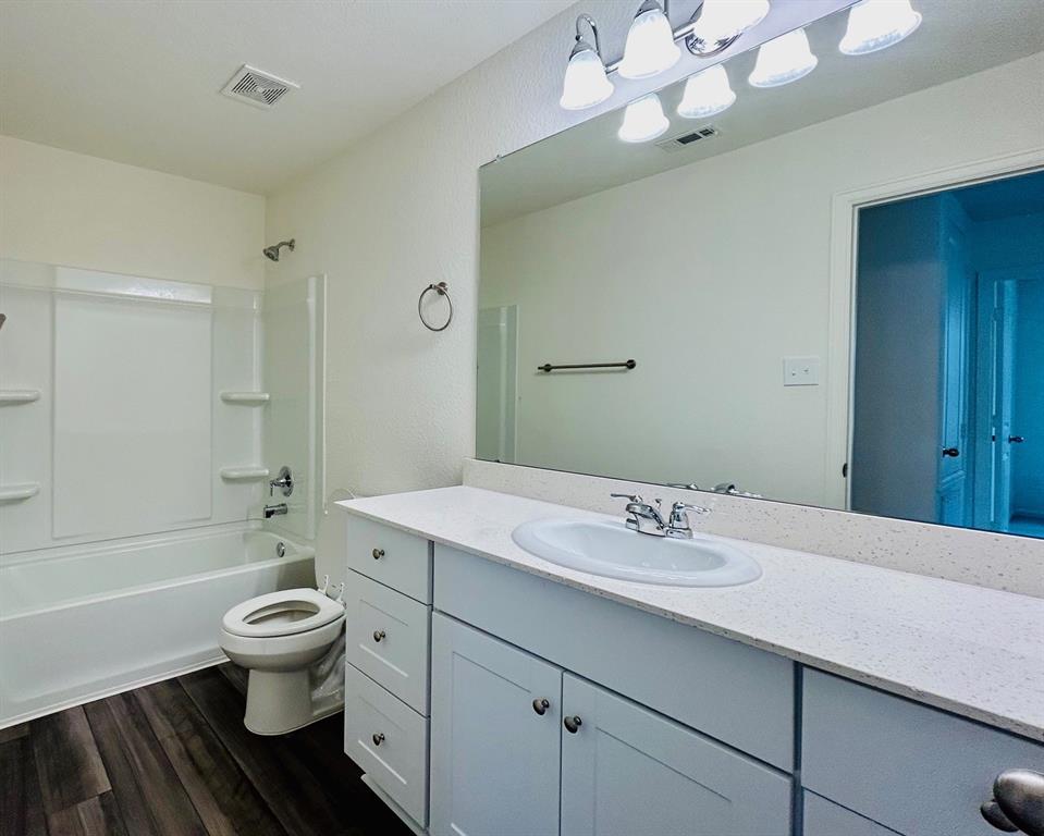 669 Amesbury Rd, Conroe, Texas image 12