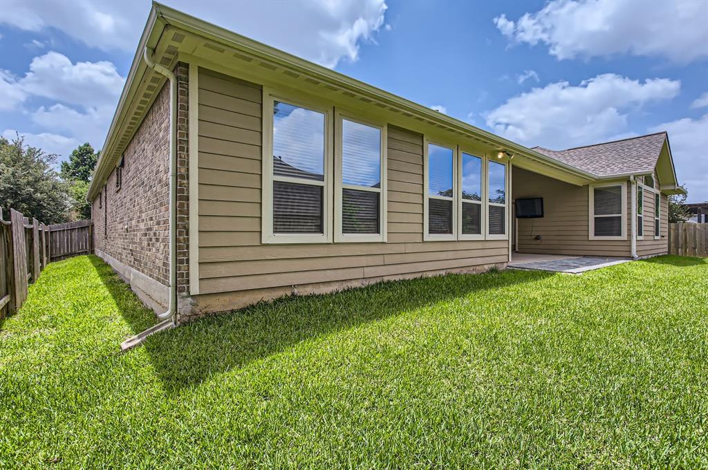 2044 Doolan Drive, Conroe, Texas image 27