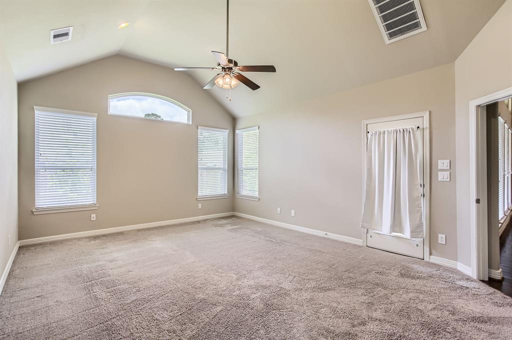 2044 Doolan Drive, Conroe, Texas image 15