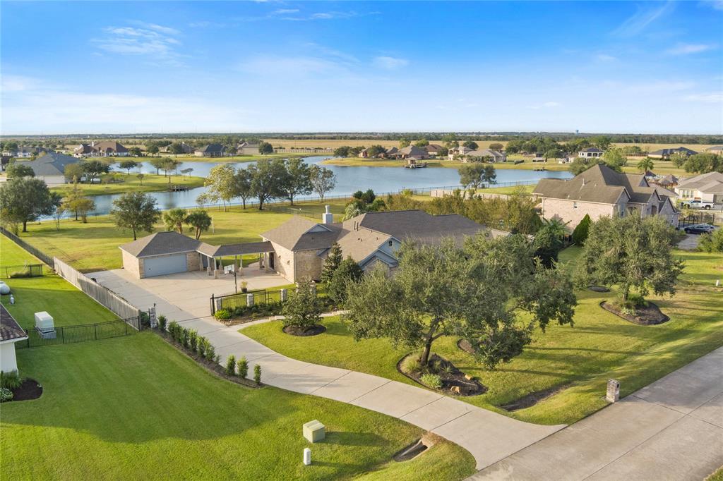 310 Quail Ridge Lane, Dickinson, Texas image 42
