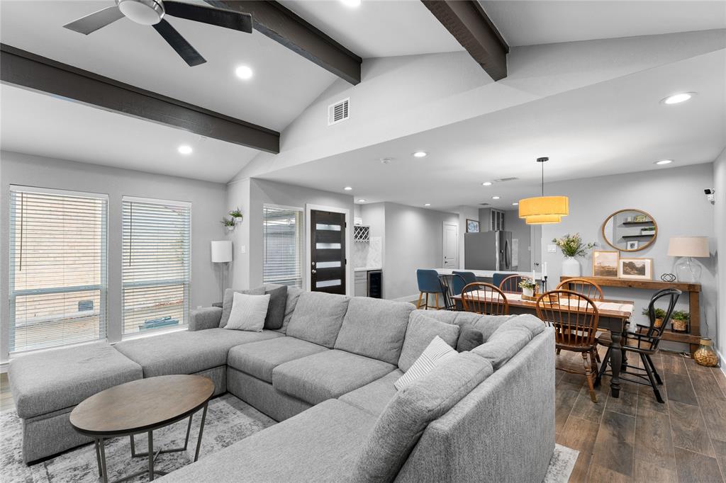 11207 Wood Lodge Drive, Houston, Texas image 3