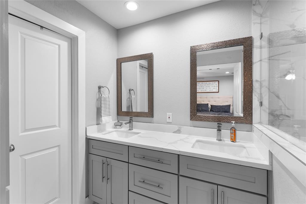 11207 Wood Lodge Drive, Houston, Texas image 18