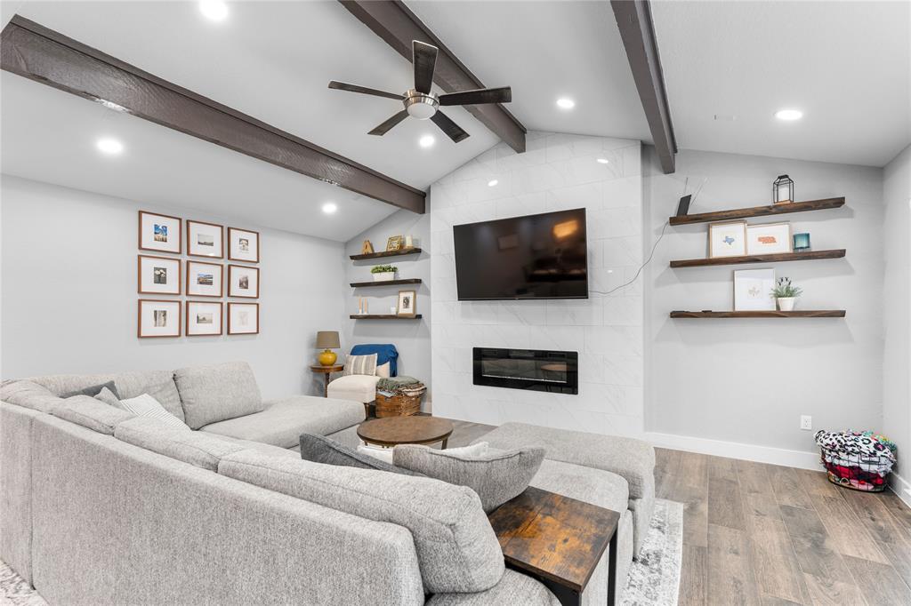 11207 Wood Lodge Drive, Houston, Texas image 5