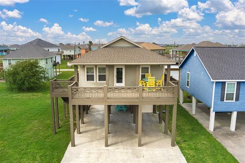 A home in Crystal Beach