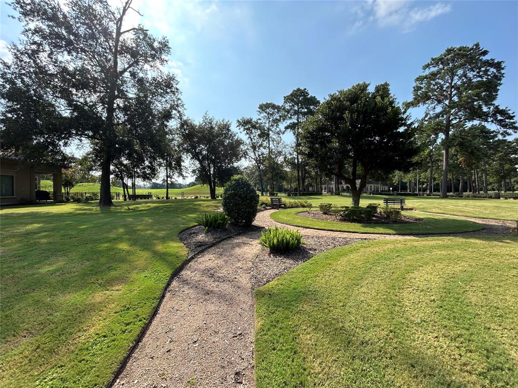 16019 Bridges Fairway Lane, Houston, Texas image 10