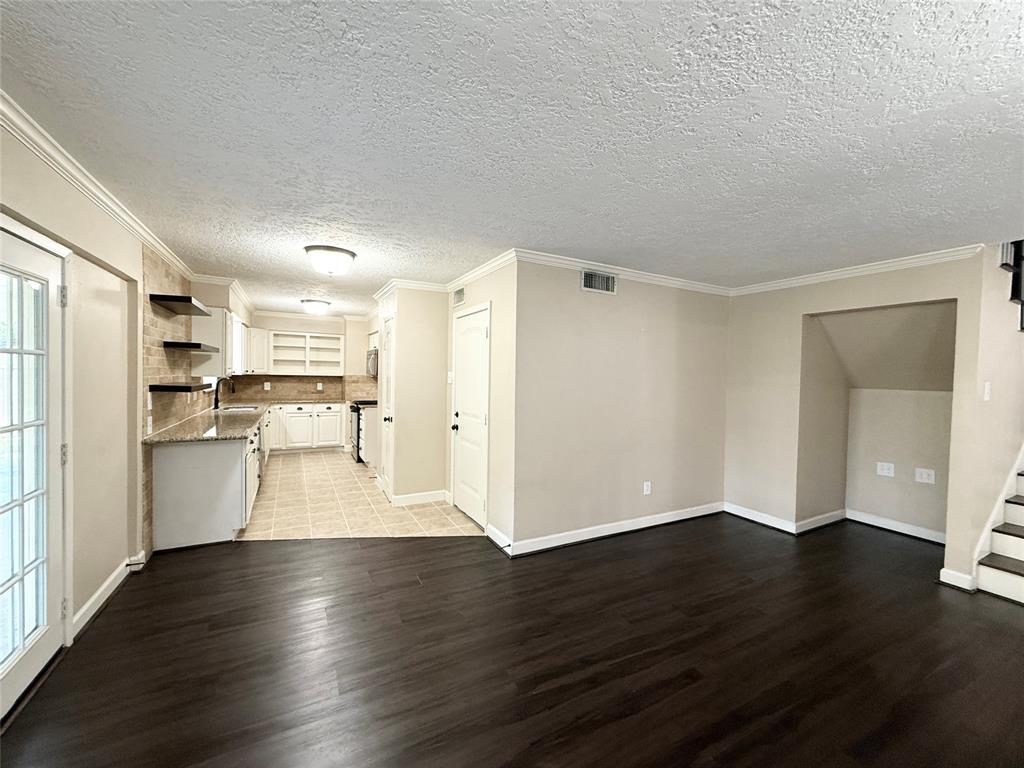 2114 Cedar Street, Pearland, Texas image 8