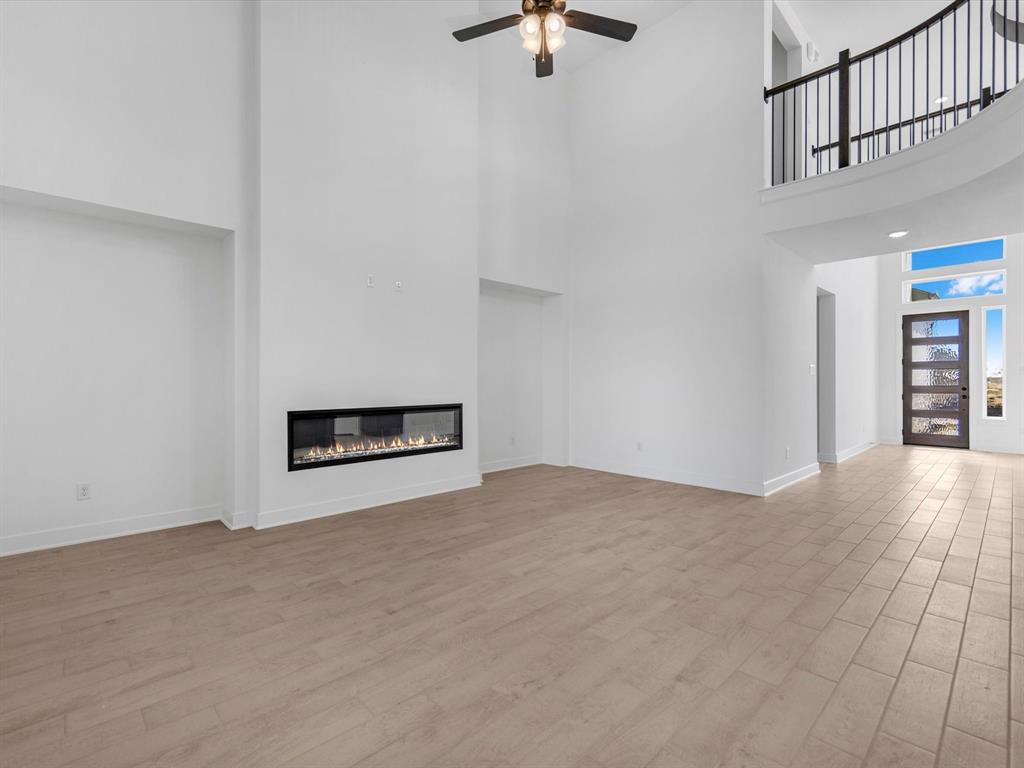 415 Mathis Lake Lane, Conroe, Texas image 5