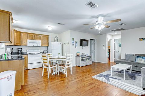 A home in Crystal Beach