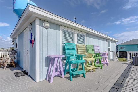 A home in Crystal Beach