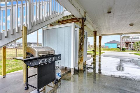 A home in Crystal Beach