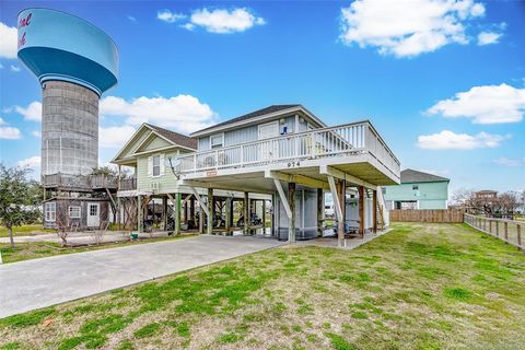 A home in Crystal Beach