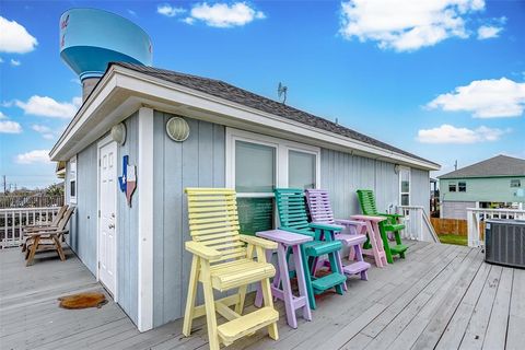 A home in Crystal Beach