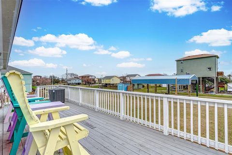 A home in Crystal Beach