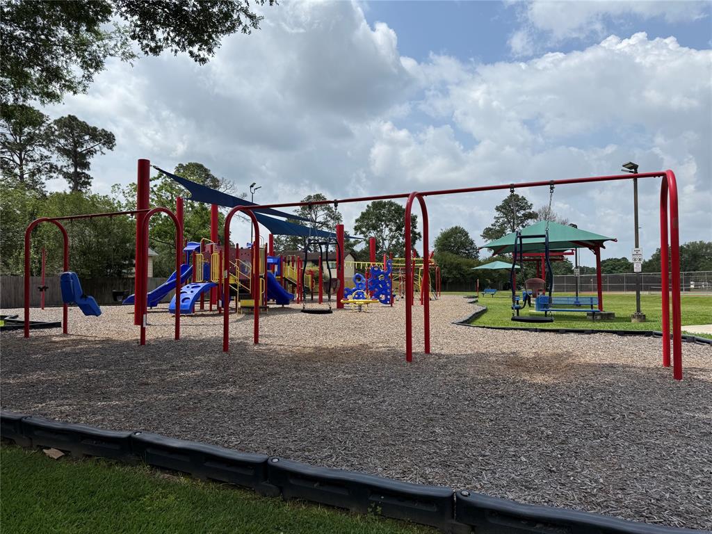 21526 N Tangle Creek Lane, Spring, Texas image 15
