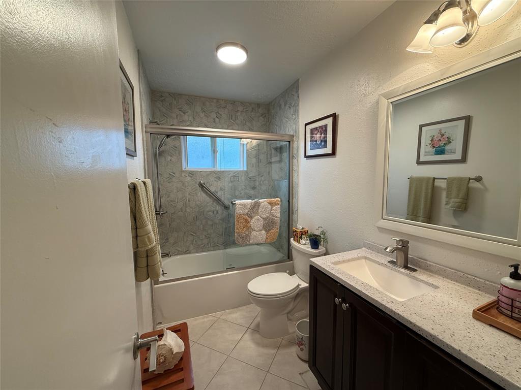 21526 N Tangle Creek Lane, Spring, Texas image 12