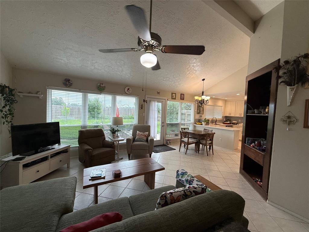 21526 N Tangle Creek Lane, Spring, Texas image 4