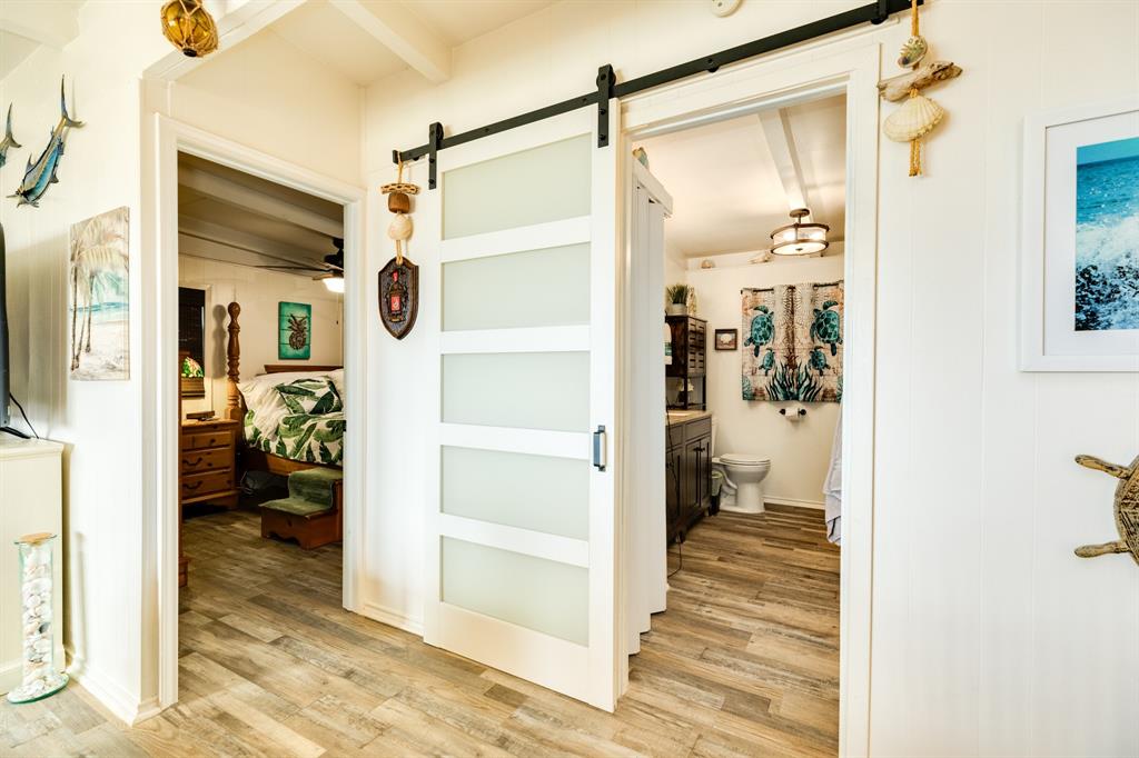719 Seashell Drive, Surfside Beach, Texas image 14