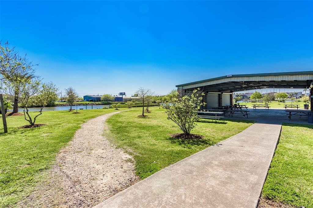 Pine Road, Clear Lake Shores, Texas image 12