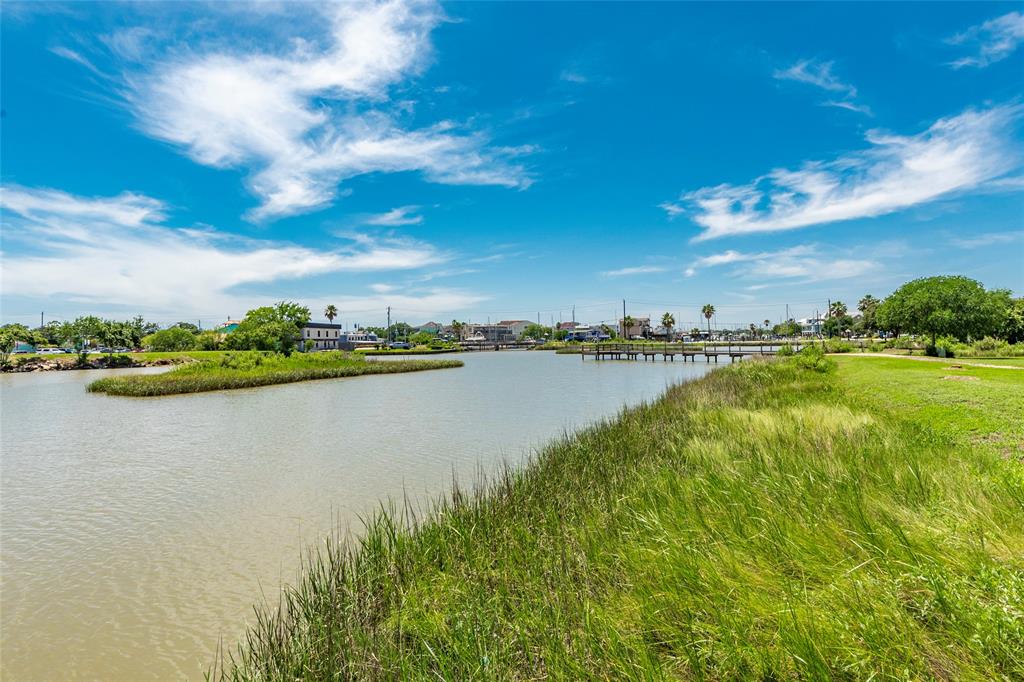 Pine Road, Clear Lake Shores, Texas image 14