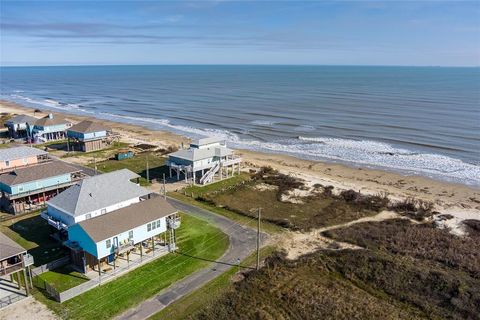 A home in Port Bolivar