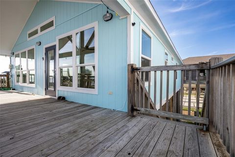 A home in Port Bolivar