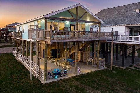 A home in Port Bolivar