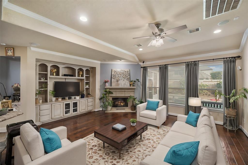 4715 Cedarfield Road, Katy, Texas image 2