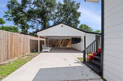 Single Family Residence in Houston TX 815 Fairbanks Street 26.jpg