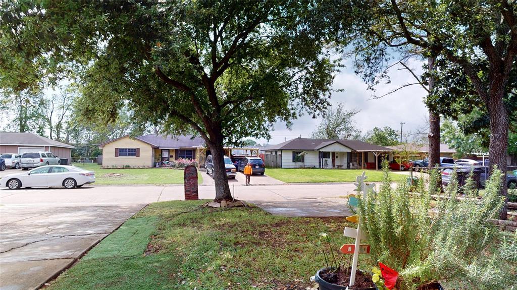 1309 Bayswater Drive, Houston, Texas image 48