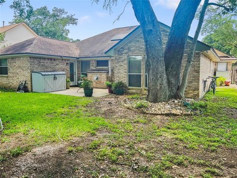 A home in Clute