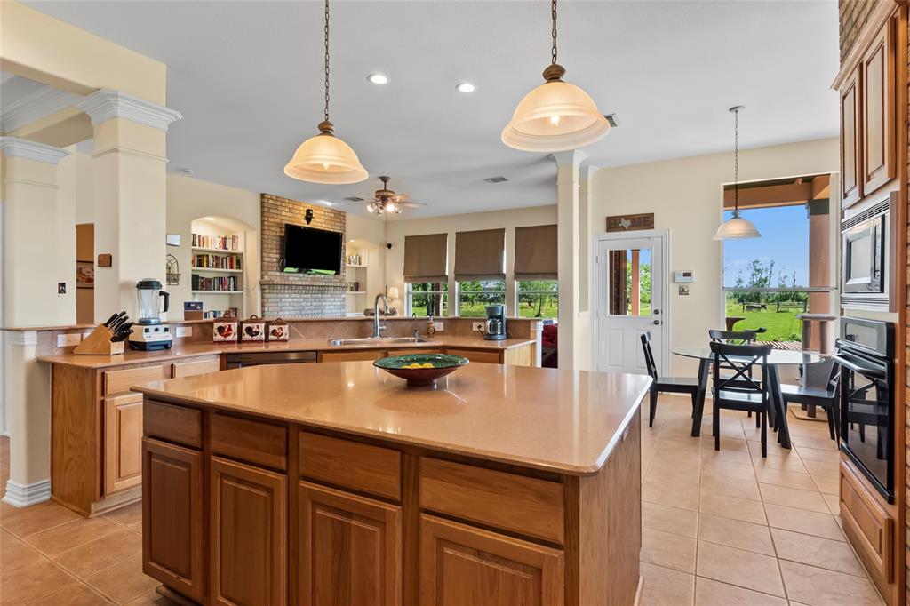 11413 7th Street, Santa Fe, Texas image 13