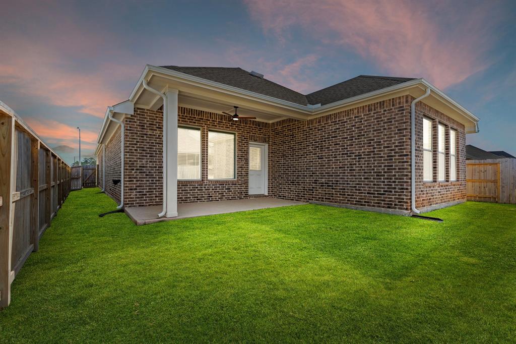1331 Wicklow Forest Street, Magnolia, Texas image 28