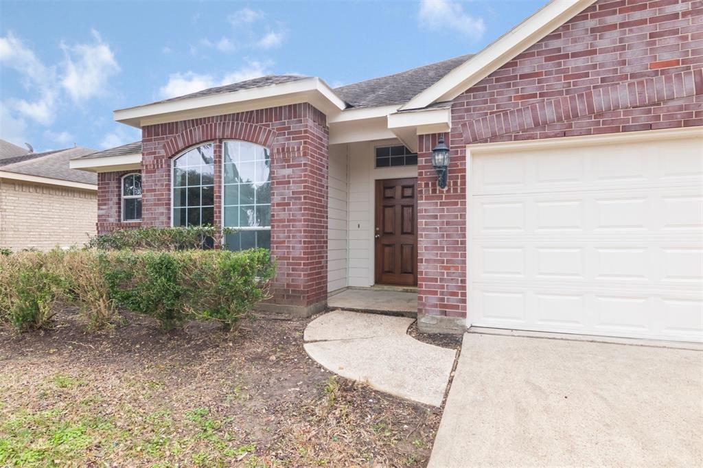 10522 Pine Meadows Boulevard, Baytown, Texas image 2