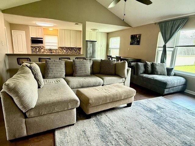 7110 W Mockingbird Lane, Pearland, Texas image 8