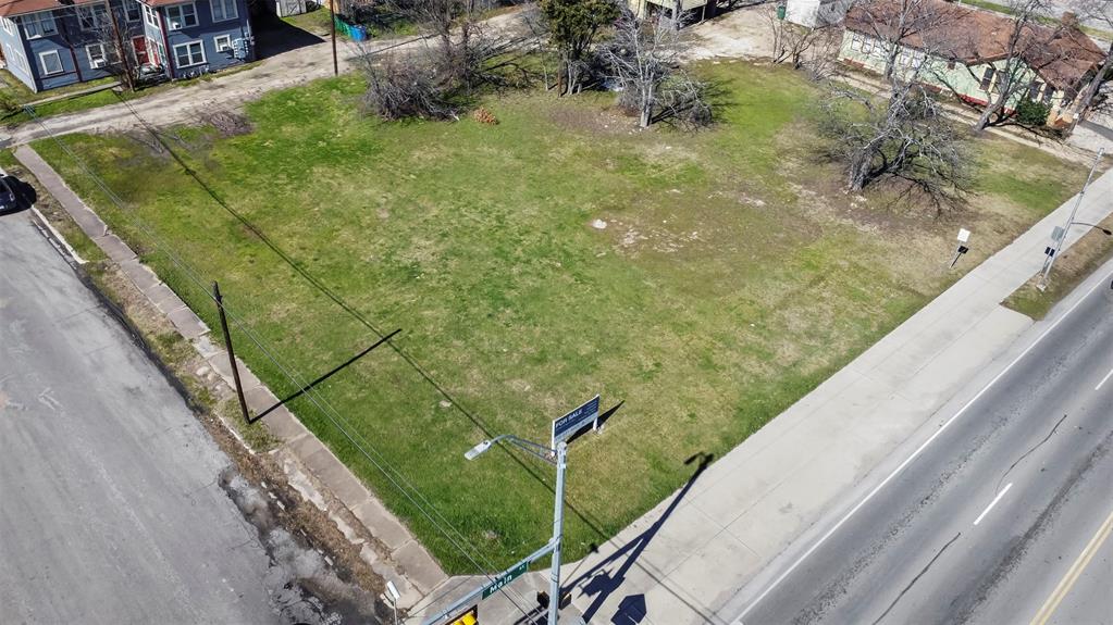703 N Main Street, Taylor, Texas image 15