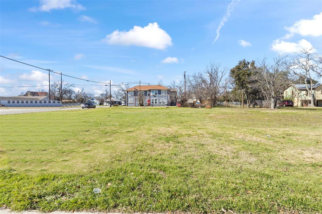 703 N Main Street, Taylor, Texas image 12