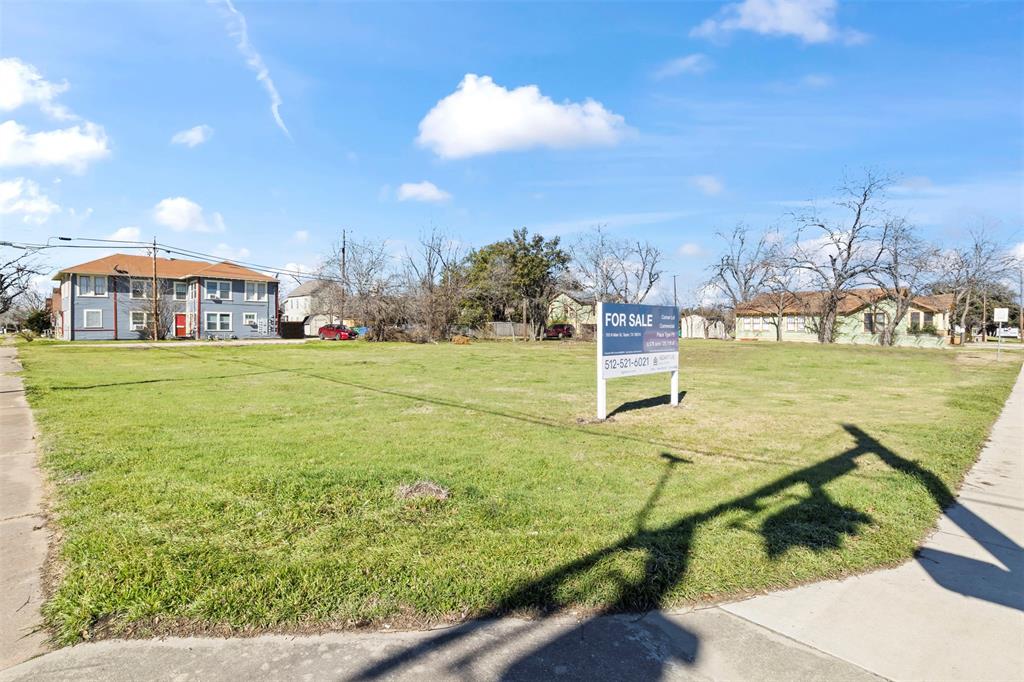 703 N Main Street, Taylor, Texas image 10
