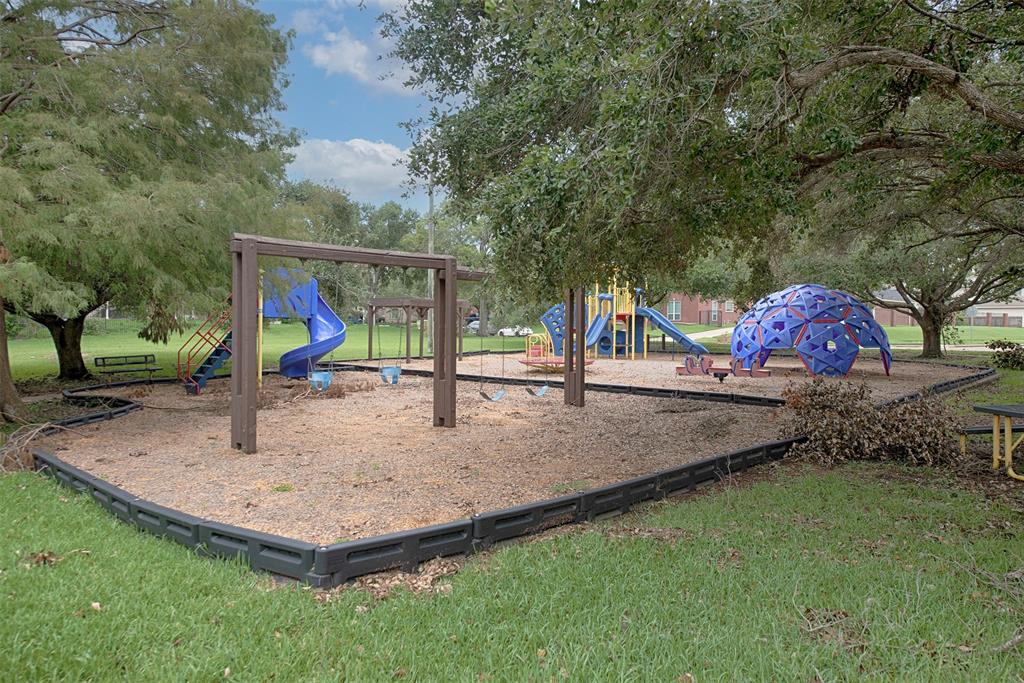 2802 Sandpebble Drive, Seabrook, Texas image 47
