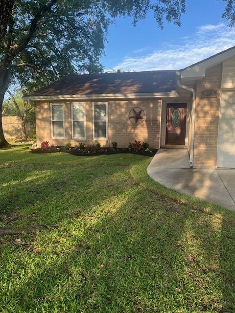 903 Postwood Lane, Pearland, Texas image 35