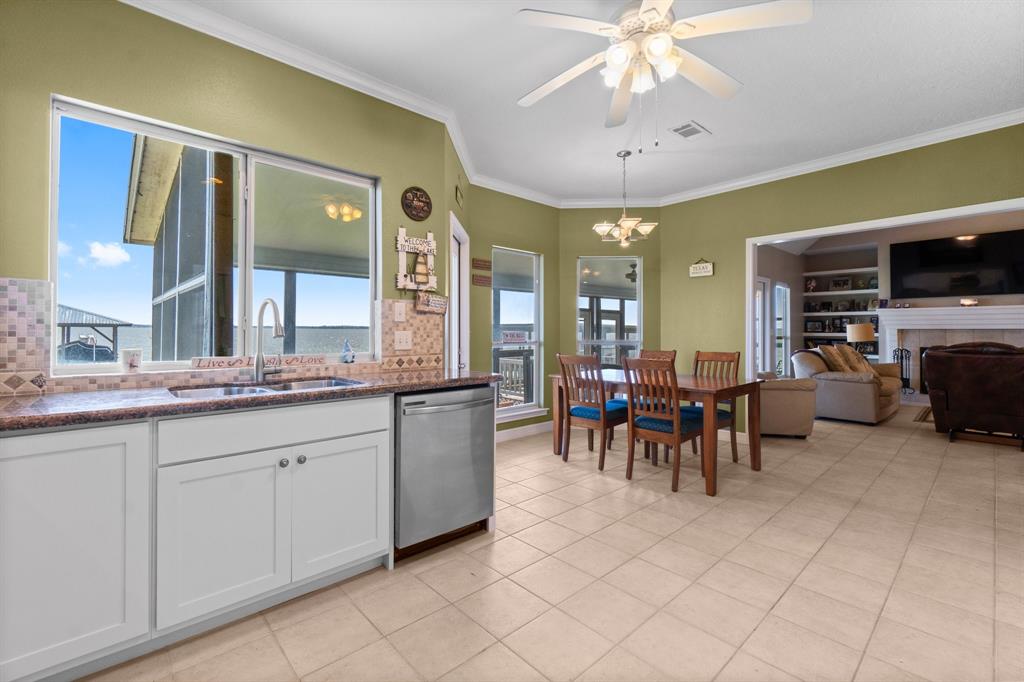 237 Vivian Road, Onalaska, Texas image 14