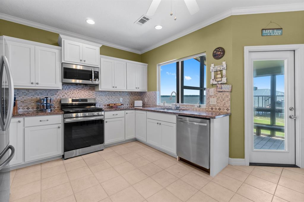 237 Vivian Road, Onalaska, Texas image 13