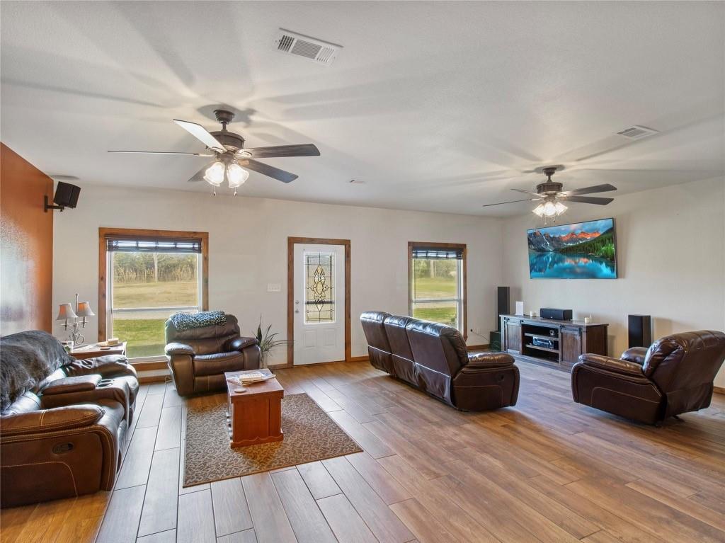 769 Fcr 601, Teague, Texas image 9