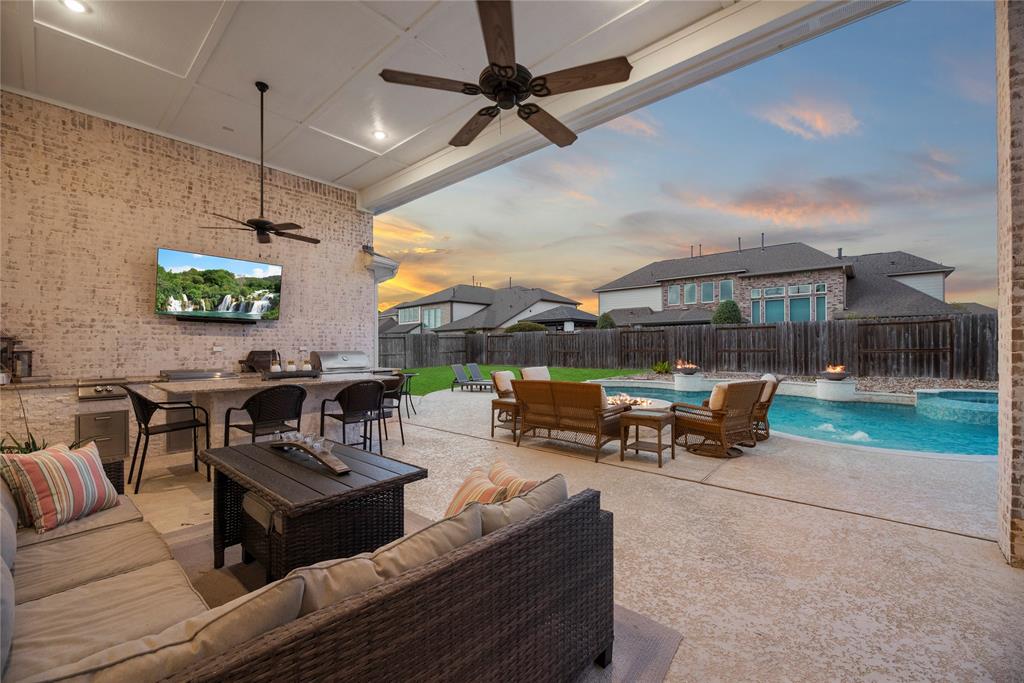9506 Sandia Springs Circle, Cypress, Texas image 14