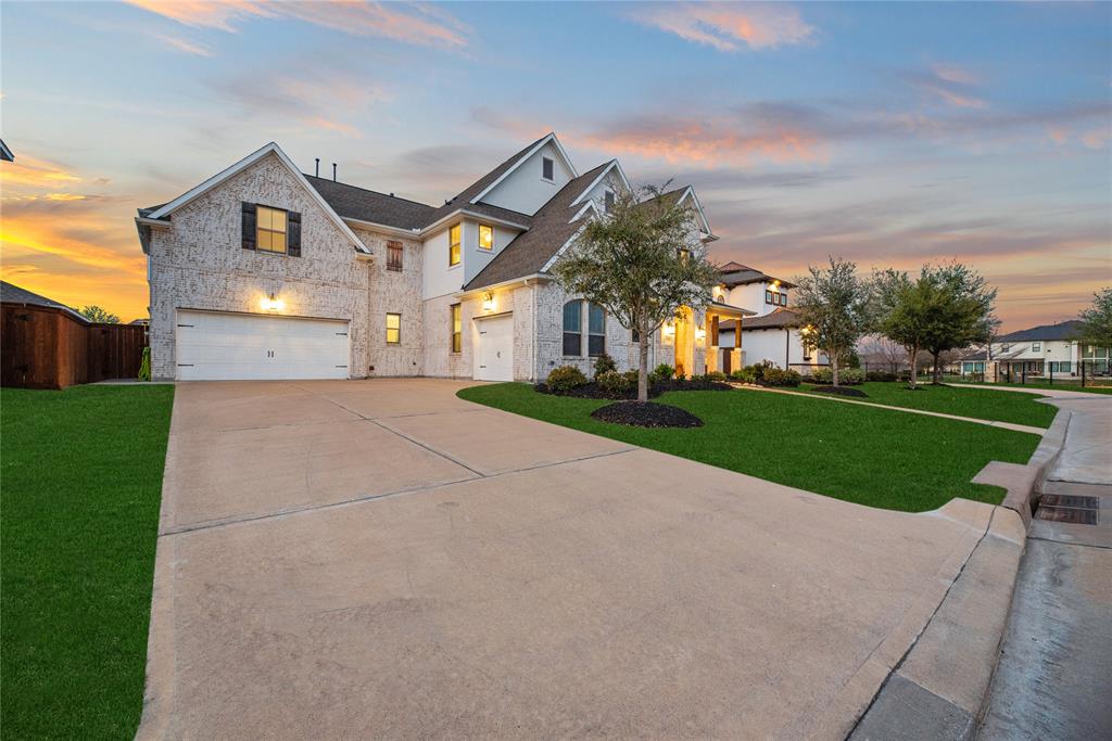 9506 Sandia Springs Circle, Cypress, Texas image 4