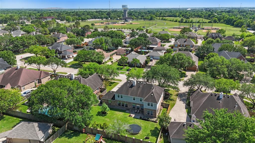 2874 Love Lane, Friendswood, Texas image 48
